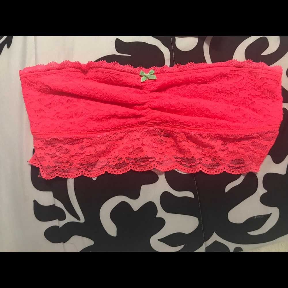 Flirty bralette!
